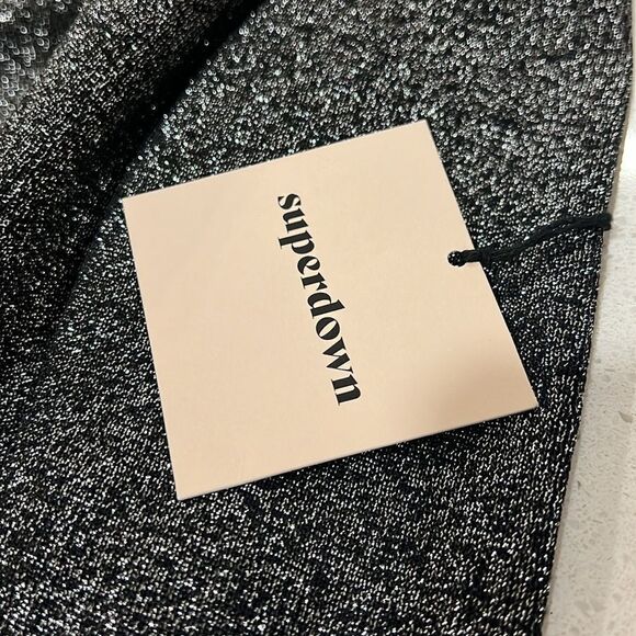 superdown • Kemi off shoulder glitter top - Picture 4 of 5